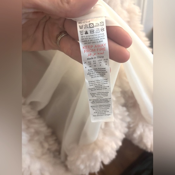 NWT PLT PRETTYLITTLETHING Soft Touch Longline Borg Coat Cream Size US 2 UK 6 - Picture 11 of 16